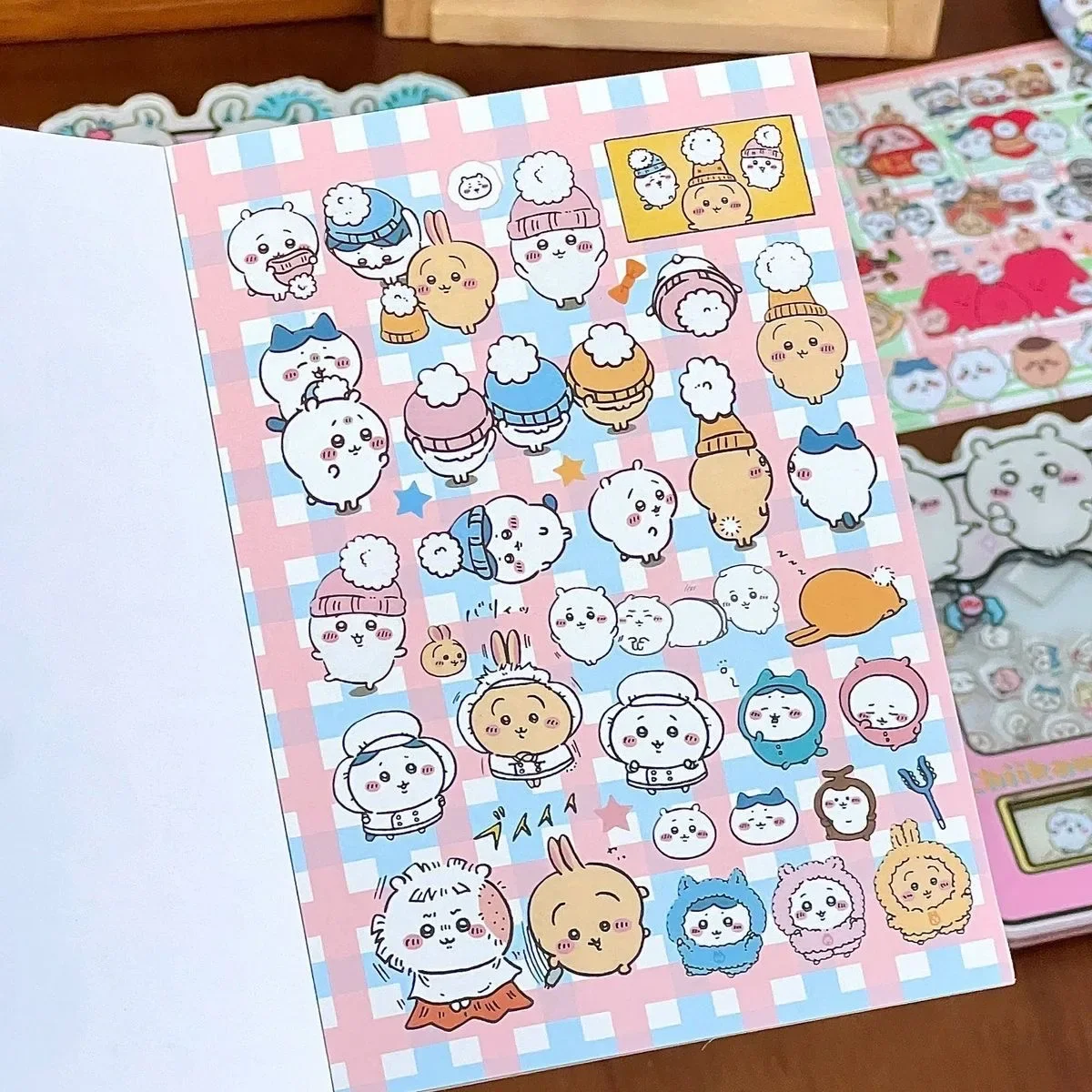30 Halaman Buku Stiker Anime C - Books ulasan dan harga